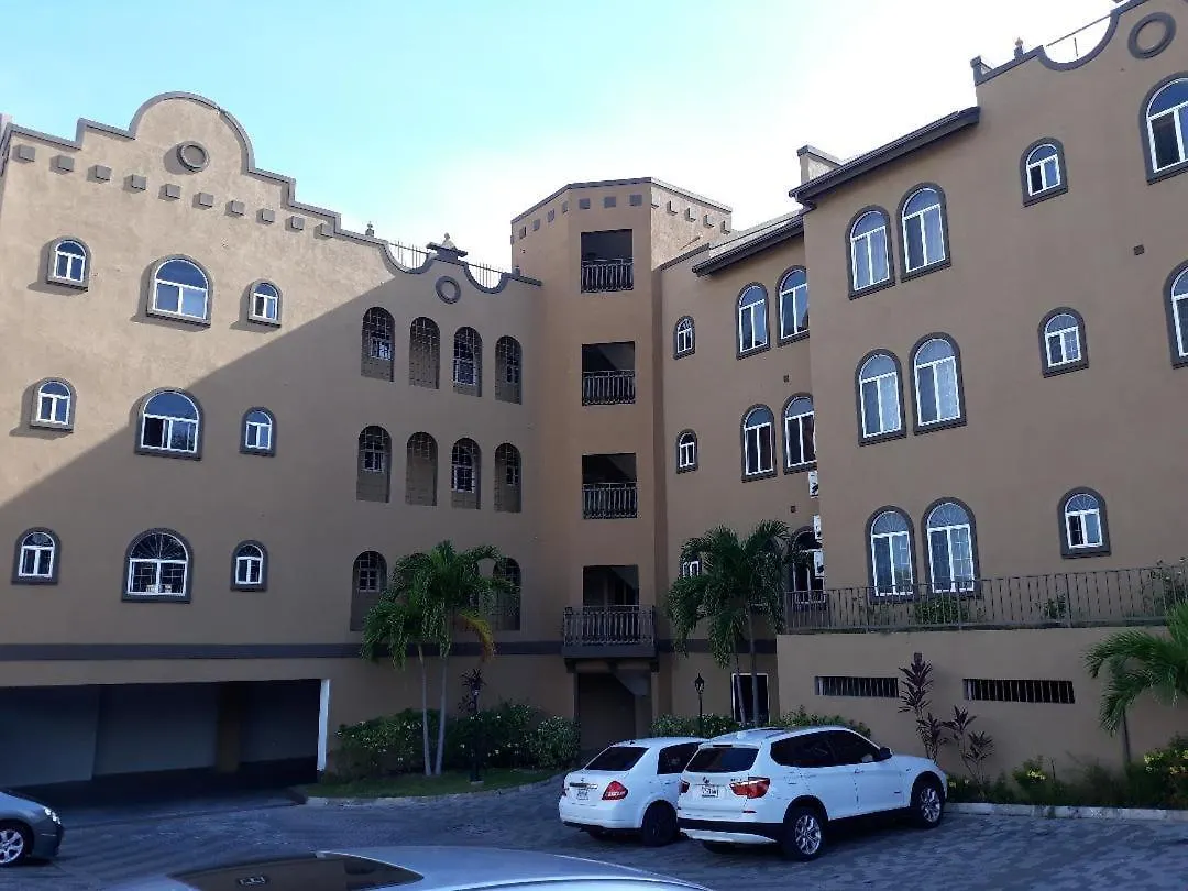 Waterloo,Kingston Apartman